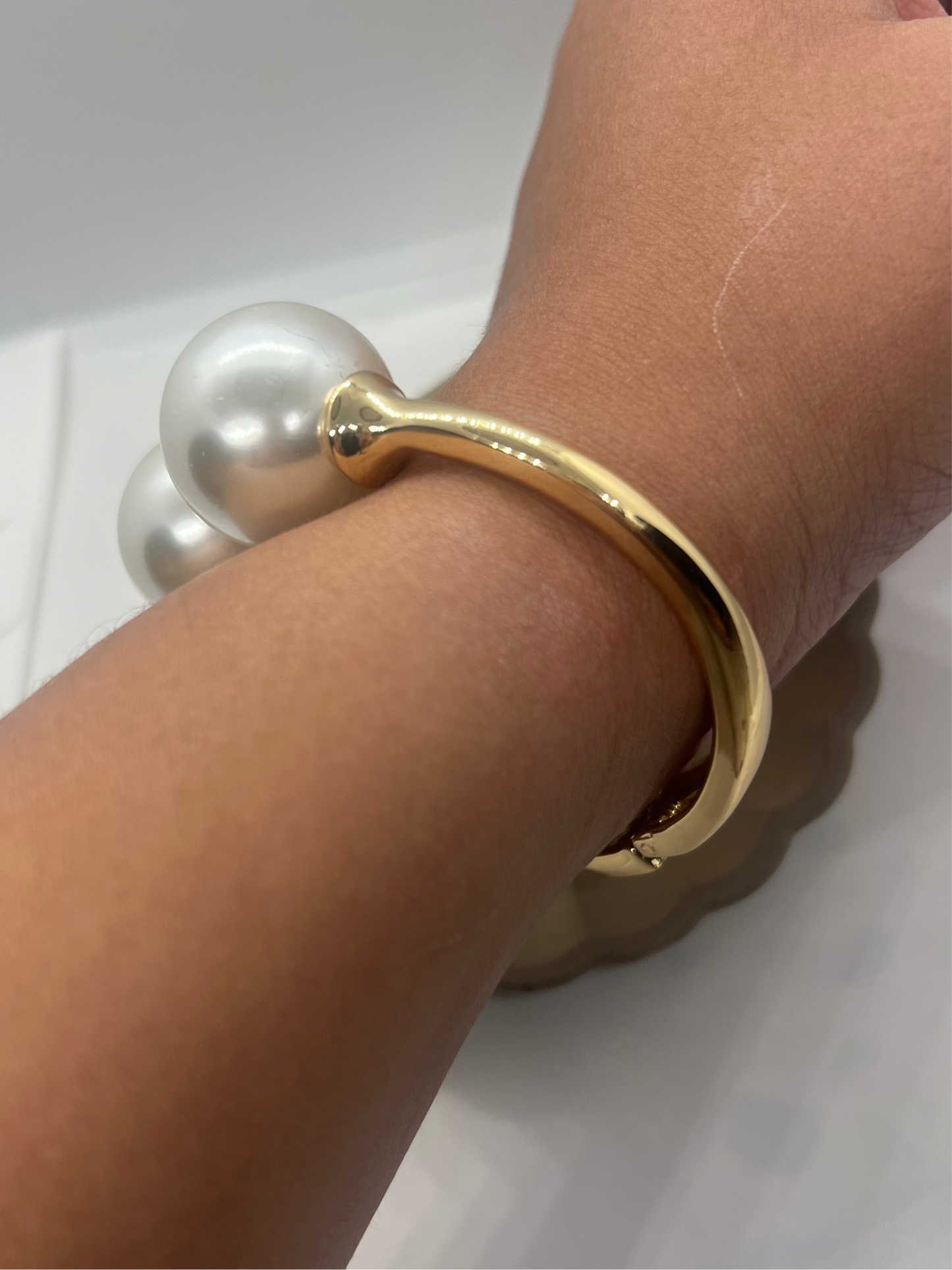 Pearls bracelet