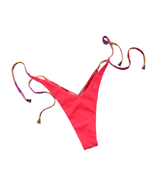 V shape bottom 