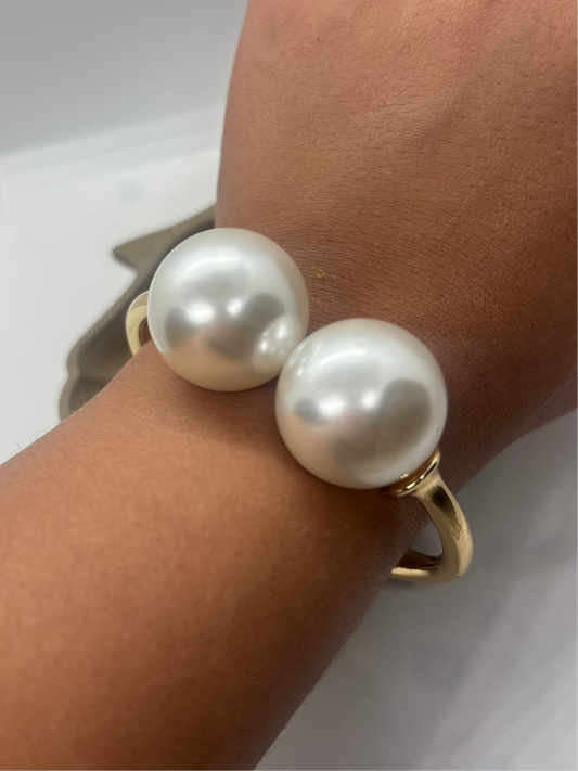 Pearls bracelet